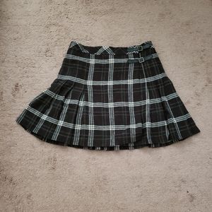 Yessica plaid pleated skater skirt Sz 40